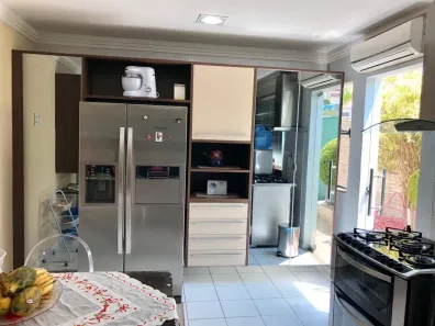 Casa de Condomínio com 3 Quartos à venda, 173m² no Parque 10 de Novembro, Manaus