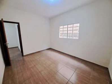 Apartamento com 2 Quartos para alugar, 70m² no Tirol (Barreiro), Belo Horizonte