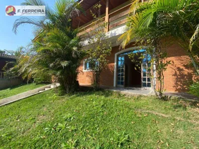 Sobrado com 3 Quartos para venda ou aluguel, 300m² no Olaria, Itapecerica da Serra