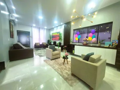Casa de Condomínio com 3 Quartos para alugar, 280m² no Ponta Negra, Manaus