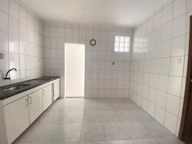 Apartamento com 3 Quartos para venda ou aluguel, 140m² no Chame-Chame, Salvador