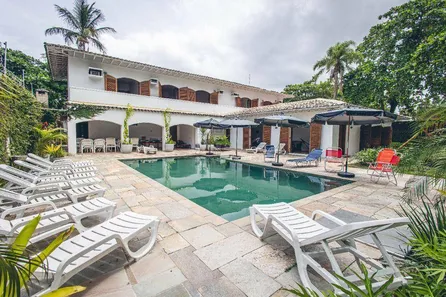 Casa com 8 Quartos para venda ou aluguel, 700m² no Balneário Praia do Pernambuco, Guarujá