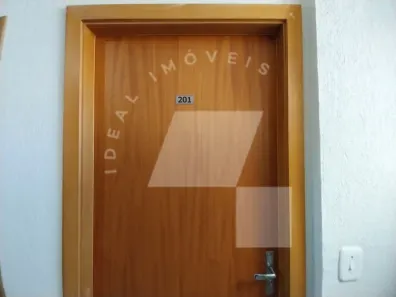 Apartamento com 2 Quartos para alugar, 50m² no Parque Industrial Um, Marialva