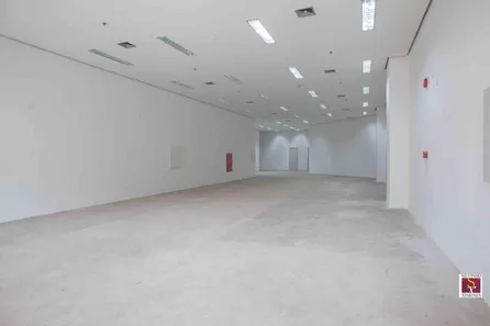 Ponto Comercial para alugar, 325m² no Santa Efigênia, Belo Horizonte