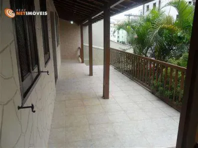 Casa com 3 Quartos à venda, 207m² no São Lucas, Belo Horizonte
