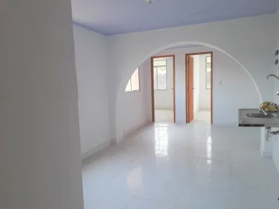 Apartamento com 2 Quartos para alugar, 50m² no Tanque, Rio de Janeiro