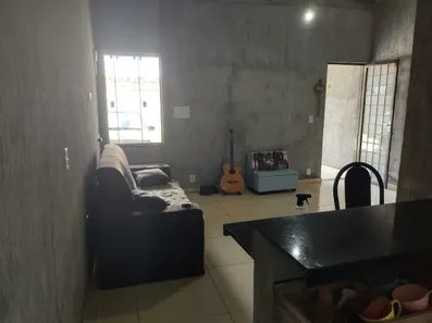Casa com 3 Quartos à venda, 200m² no Arapoanga, Brasília