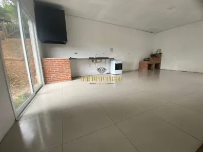 Fazenda/Sítio com 3 Quartos à venda, 185m² no Loteamento Rio Acima, Biritiba Mirim