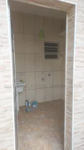 Casa com 1 Quarto para alugar, 50m² no Jardim Emília, Embu-Guaçu