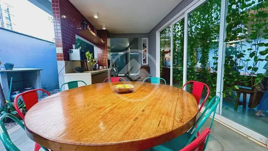 Casa de Condomínio com 4 Quartos à venda, 300m² no Jardins Verona, Goiânia