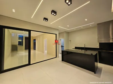 Casa de Condomínio com 4 Quartos à venda, 267m² no Novo Aleixo, Manaus