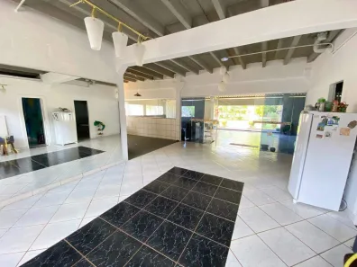 Casa com 4 Quartos para alugar, 640m² no Setor Habitacional Jardim Botânico, Brasília