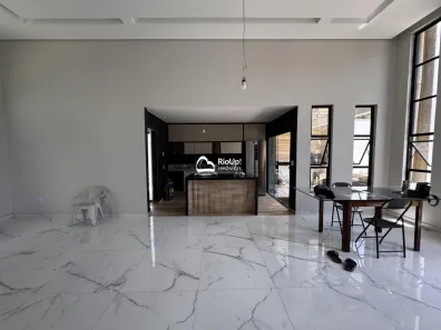Casa de Condomínio com 3 Quartos à venda, 160m² no Campo Grande, Rio de Janeiro