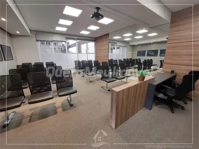 Sala Comercial à venda, 40m² no Panazzolo, Caxias do Sul