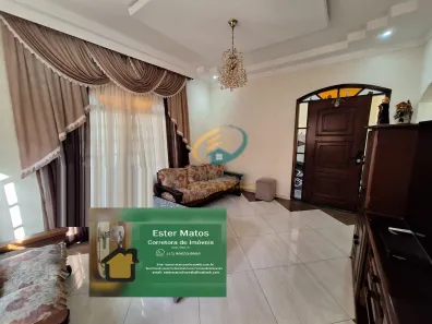 Sobrado com 3 Quartos à venda, 240m² no Vila Santa Rosa, Guarujá