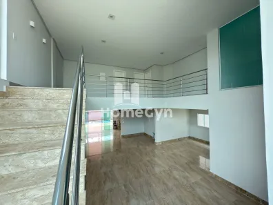 Sobrado com 4 Quartos para alugar, 387m² no Jardins Valência, Goiânia