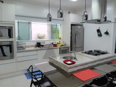 Casa de Condomínio com 3 Quartos para alugar, 259m² no Granja Olga II, Sorocaba