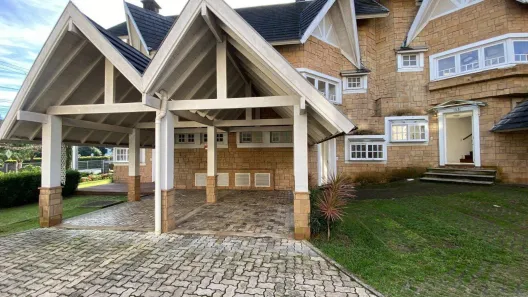 Casa com 3 Quartos à venda, 144m² no Planalto, Gramado