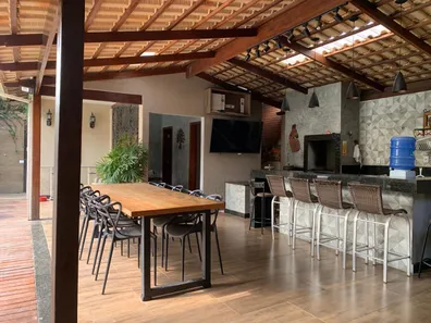 Casa com 4 Quartos à venda, 450m² no Casa Amarela, Betim