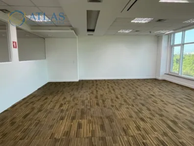 Sala Comercial para alugar, 556m² no Barra Olímpica, Rio de Janeiro
