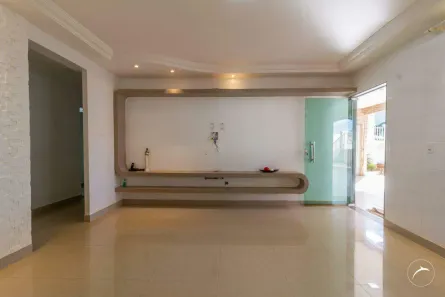 Casa com 4 Quartos à venda, 249m² no Setor Habitacional Vicente Pires, Brasília