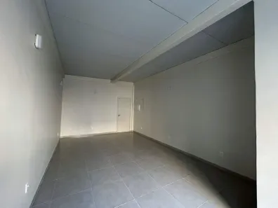 Sala Comercial para alugar, 34m² no Setor Habitacional Jardim Botânico, Brasília
