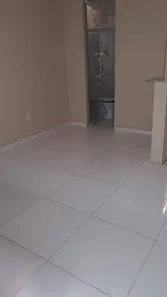 Kitnet com 1 Quarto para alugar, 18m² no Rocha Miranda, Rio de Janeiro