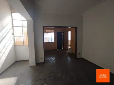 Casa com 3 Quartos para alugar, 300m² no Serra, Belo Horizonte