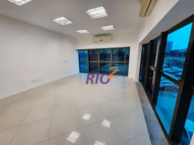 Sala Comercial para alugar, 160m² no Barra Olímpica, Rio de Janeiro