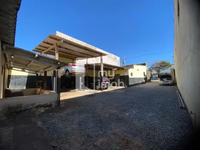Sala Comercial com 3 Quartos à venda, 650m² no Vila Jayara, Anápolis