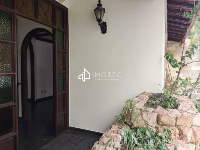 Imóvel Comercial com 7 Quartos para alugar, 300m² no Funcionários, Belo Horizonte