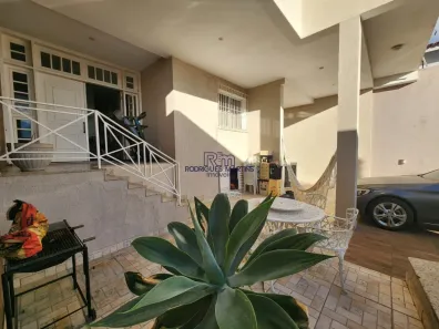 Casa com 4 Quartos à venda, 231m² no Caiçara-Adelaide, Belo Horizonte