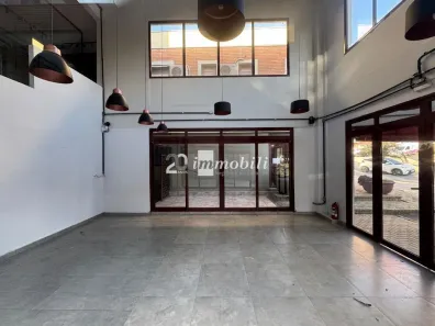Ponto Comercial à venda, 105m² no Chácara São João, Carapicuíba