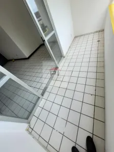 Apartamento com 3 Quartos para alugar, 77m² no Stiep, Salvador