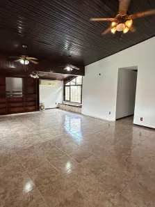 Casa com 4 Quartos para alugar, 227m² no Centro (Iguabinha), Araruama