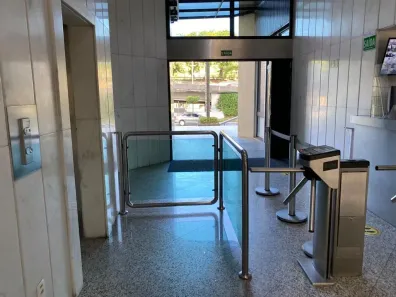 Sala Comercial à venda, 33m² no Brotas, Salvador
