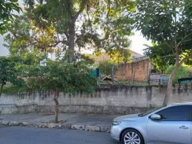 Lote/Terreno com 1 Quarto para alugar, 2300m² no Heliópolis, Belo Horizonte
