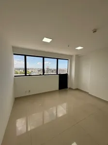 Sala Comercial para alugar, 30m² no Adrianópolis, Manaus