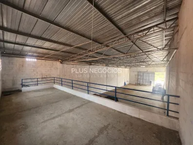Galpão/Depósito/Armazém para alugar, 330m² no Bacaetava, Iperó
