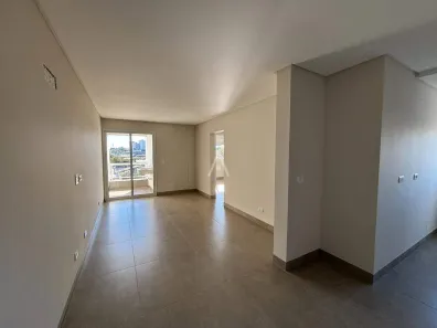 Apartamento com 2 Quartos para alugar, 64m² no Alto Alegre, Cascavel