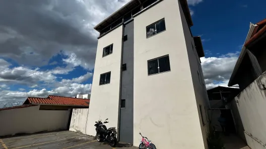 Apartamento com 2 Quartos para alugar, 75m² no União, Igarapé