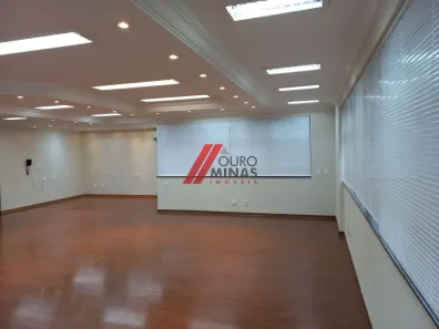 Sala Comercial para alugar, 130m² no Santa Efigênia, Belo Horizonte