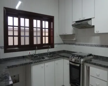 Casa de Condomínio com 3 Quartos para alugar, 301m² no Granja Olga I, Sorocaba