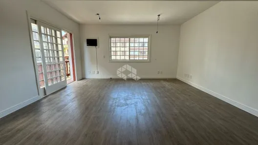 Sala Comercial à venda, 38m² no Centro, Gramado