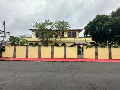 Sobrado com 10 Quartos à venda, 396m² no Parque 10 de Novembro, Manaus
