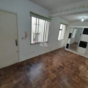 Apartamento com 1 Quarto à venda, 32m² no Farroupilha, Porto Alegre
