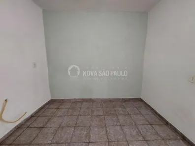 Casa com 1 Quarto para alugar, 35m² no Campanário, Diadema