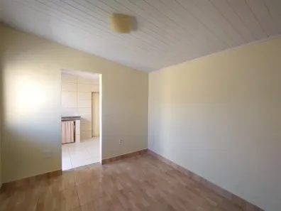 Casa com 1 Quarto para alugar, 35m² no Chacrinha, Nova Iguaçu