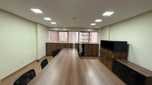 Sala Comercial à venda, 44m² no Jardim Santo Antônio, Goiânia