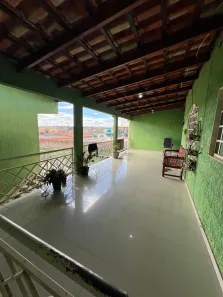 Sobrado com 8 Quartos à venda, 400m² no Condomínio Privê Lucena Roriz, Brasília